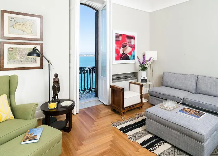 Duomo Sea View By Ortigia Διαμέρισμα *